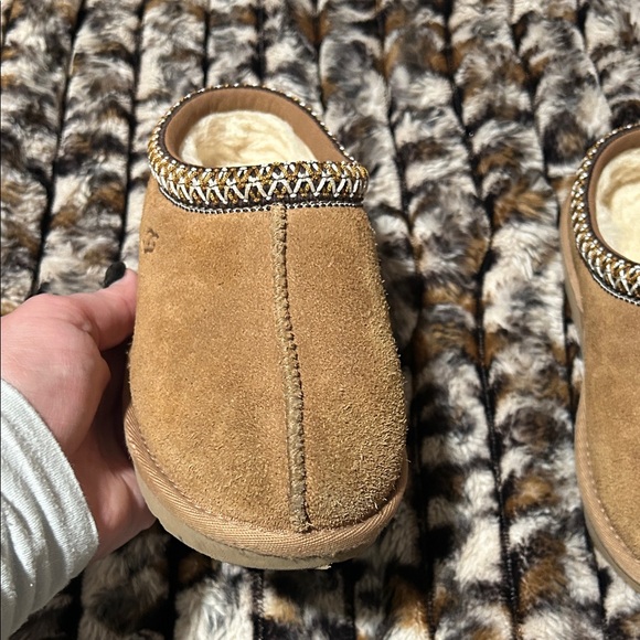 UGG Women's Brown Suede Slippers - Picture 4 of 6